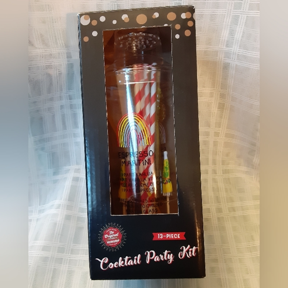 The Original Fun Workshop 13 Piece Cocktail Party Kit